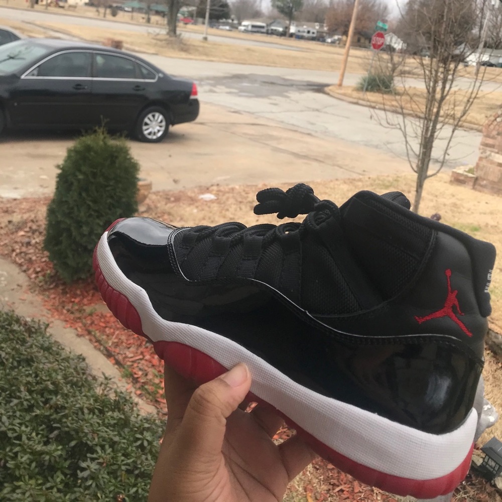 Jordan bred 11s